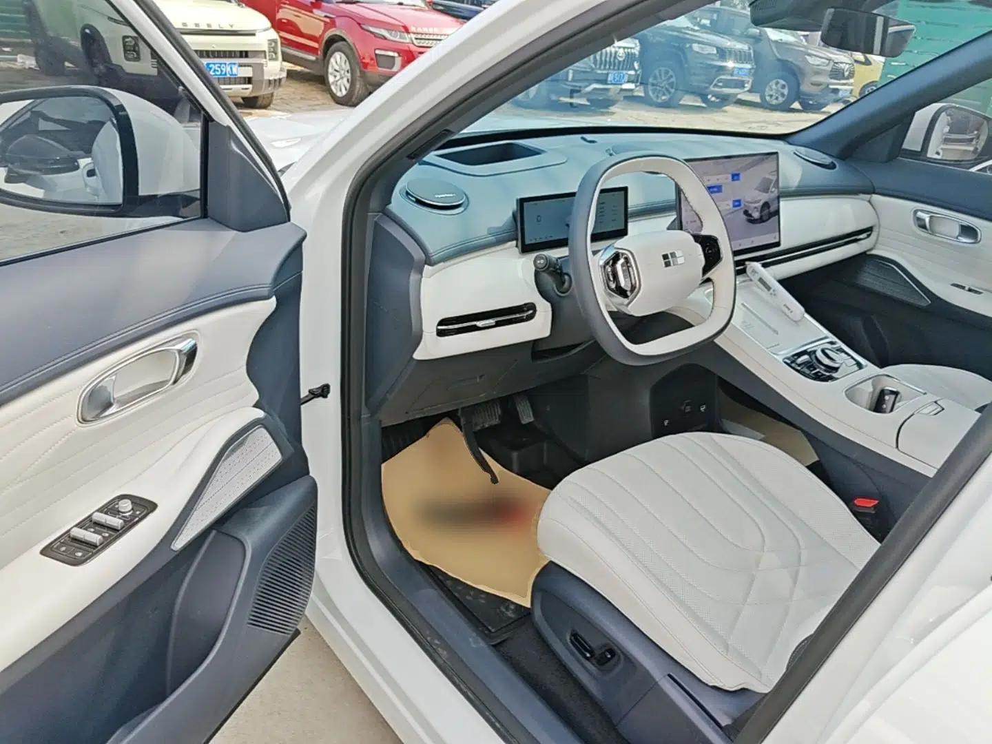 Geely Galaxy Xingjian 7 EM-i 2025 120km Exploration+ Version — миниатюра 18