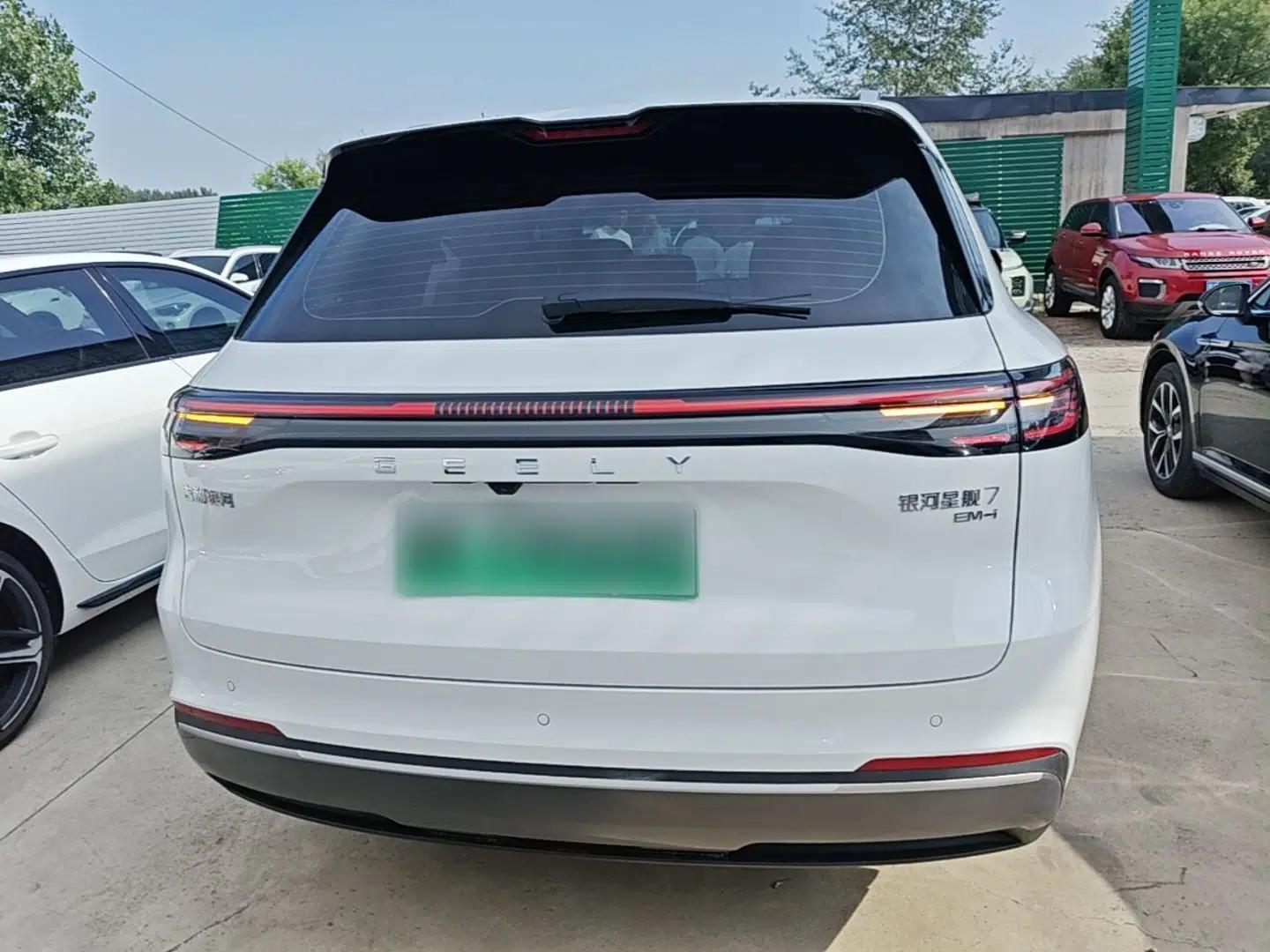 Geely Galaxy Xingjian 7 EM-i 2025 120km Exploration+ Version — миниатюра 5