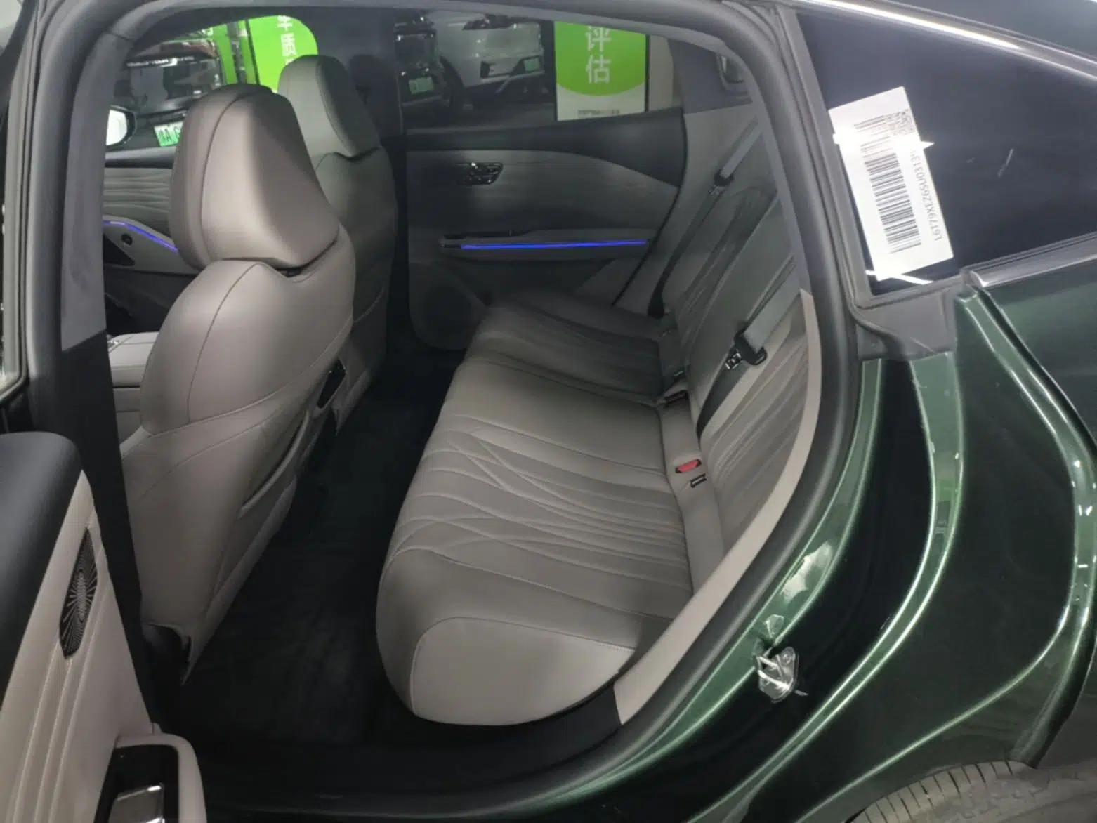 Geely Galaxy 8 2025 130km EM-P Starship Edition — миниатюра 20