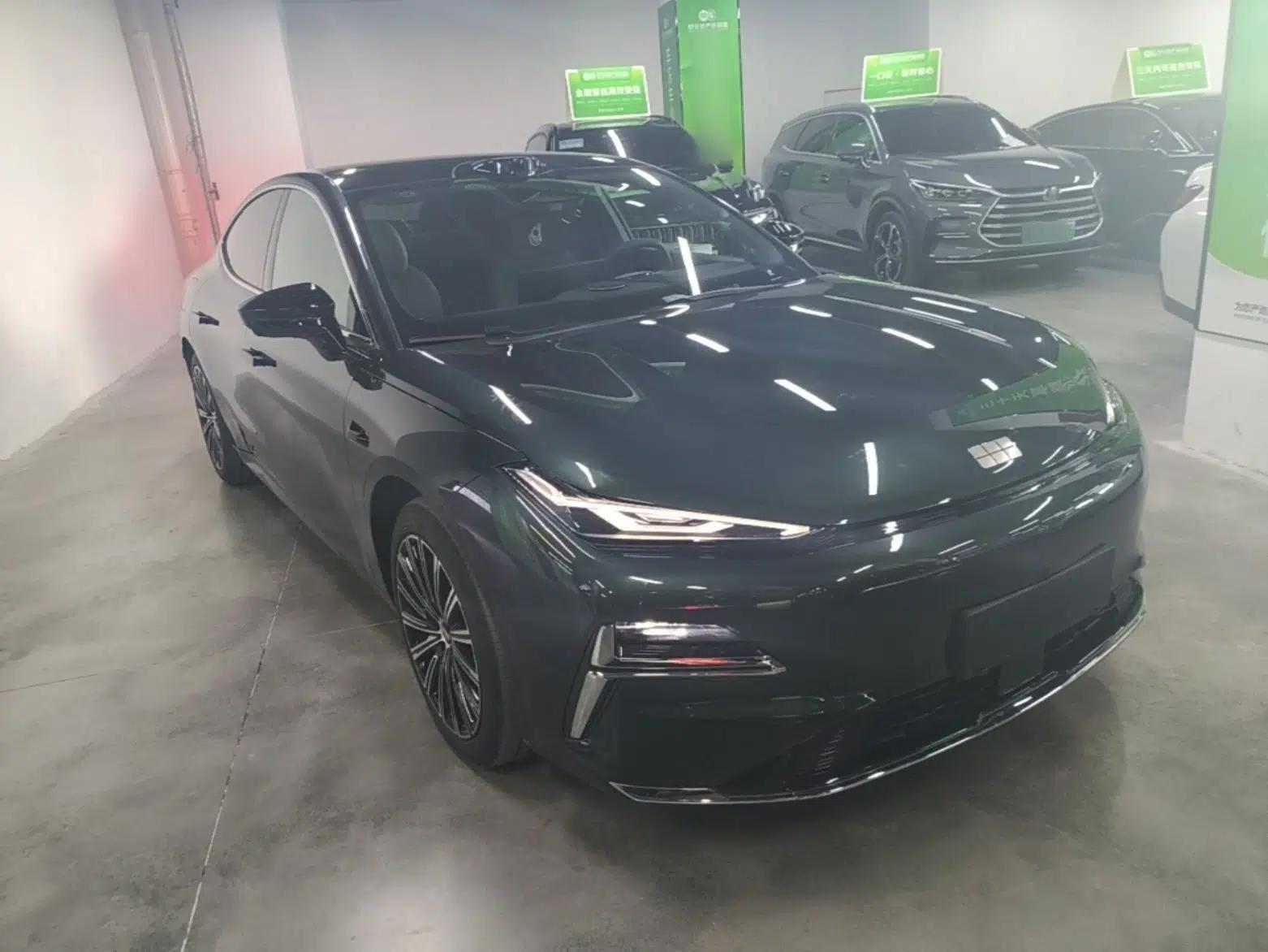 Geely Galaxy 8 2025 130km EM-P Starship Edition — миниатюра 3