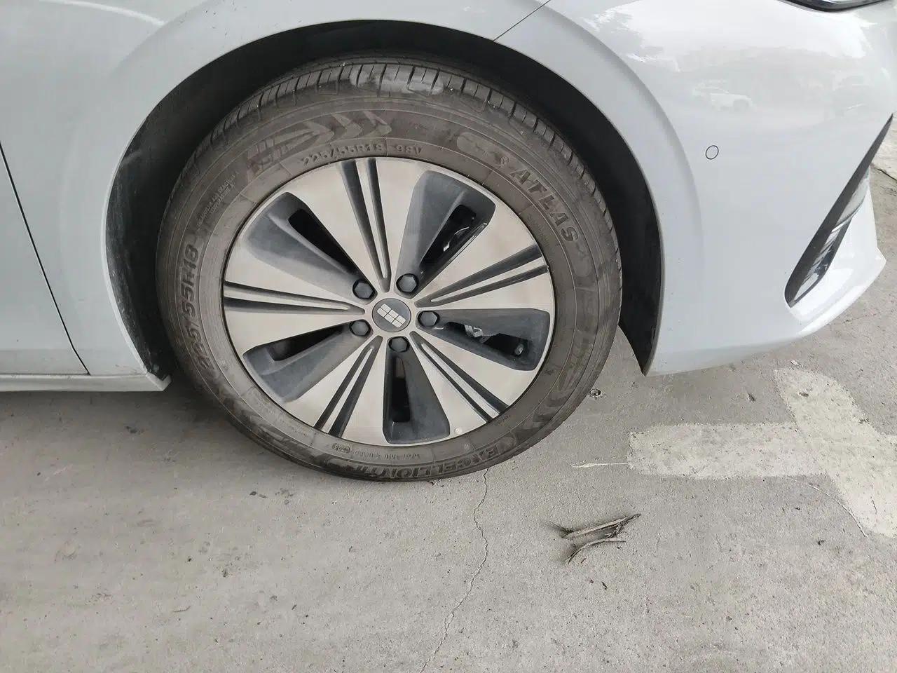 Geely Galaxy A7 2025 Model EM-i 150km Exploration+ Edition — миниатюра 8
