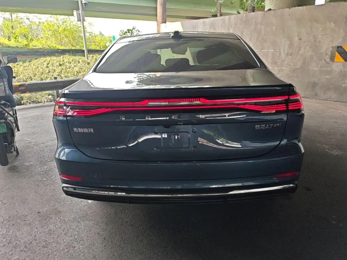 Geely Galaxy A7 2025 Model EM-i 150km Starship Edition — миниатюра 5