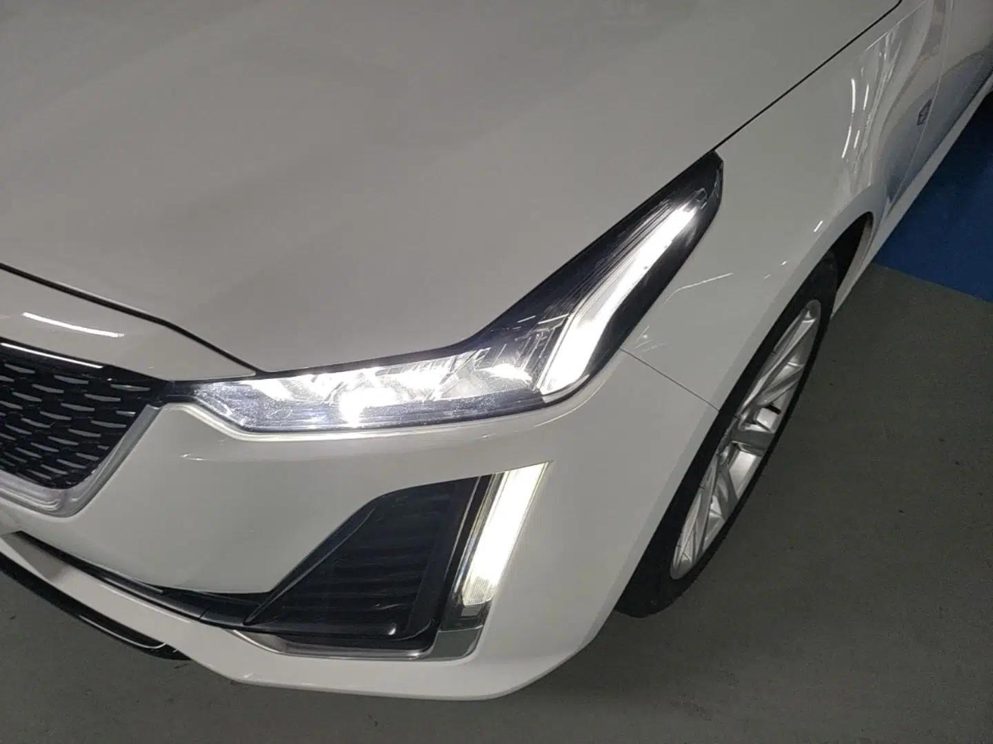 Cadillac CT5 2020 Revised Version 28T Tech Edition — миниатюра 8