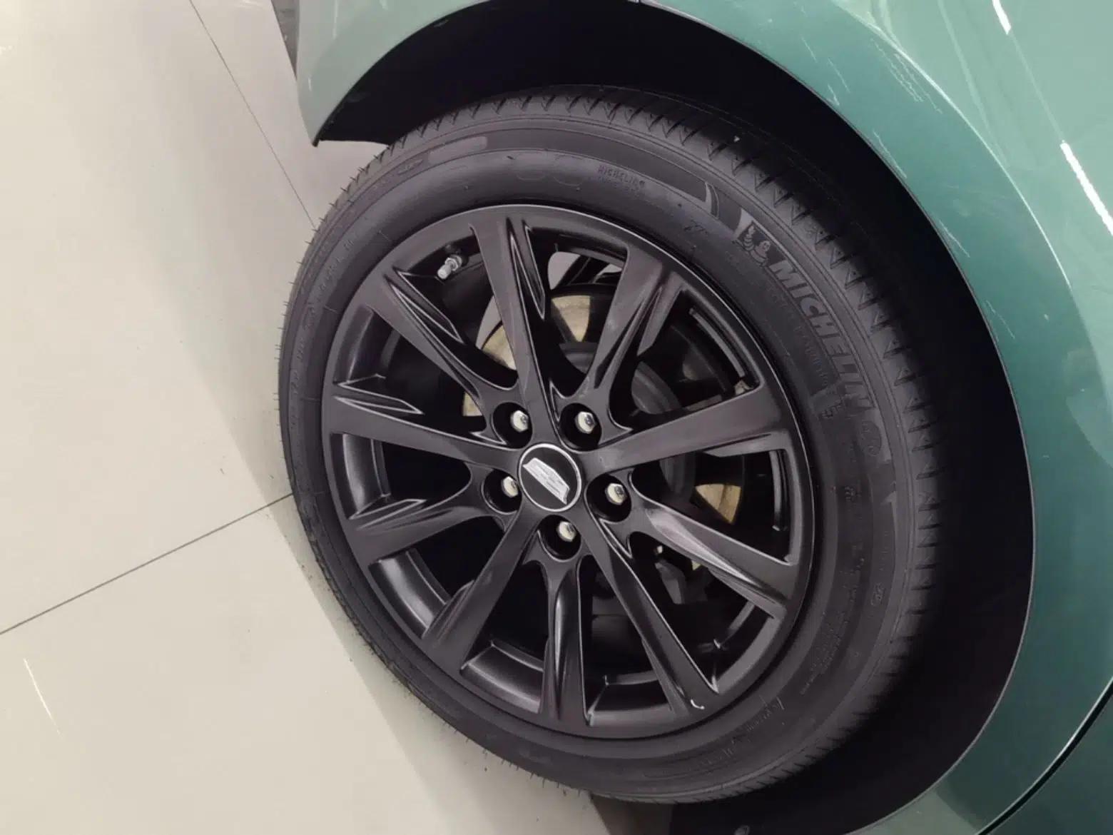 Cadillac CT5 2025 28T Track Performance Edition — миниатюра 11
