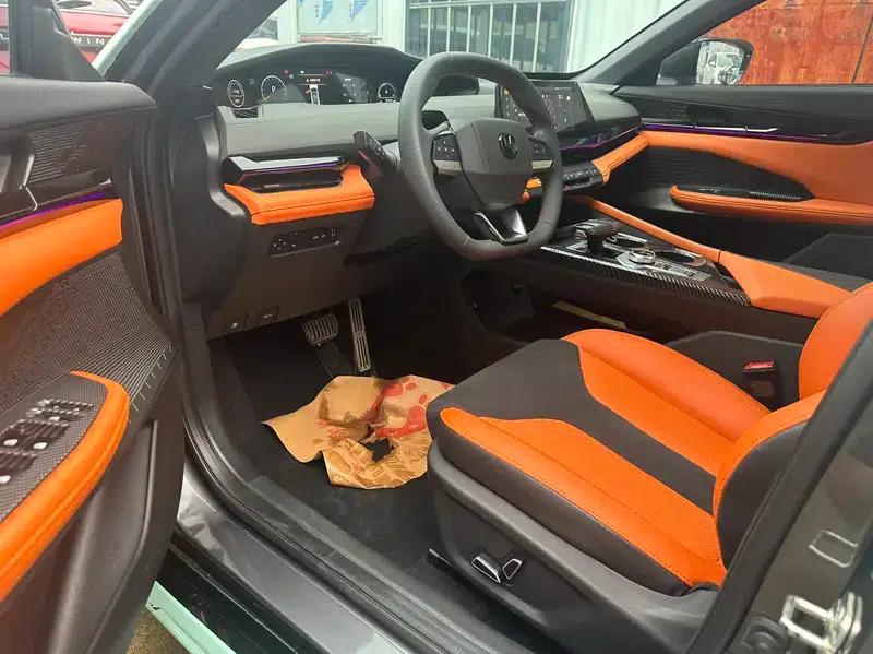 Changan UNI-V 2023 1.5T Sport Edition — миниатюра 13