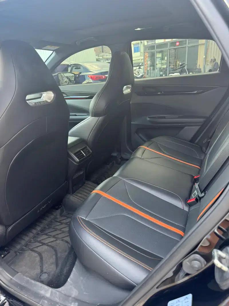 Changan UNI-V 2024 1.5T Premium Edition — миниатюра 9
