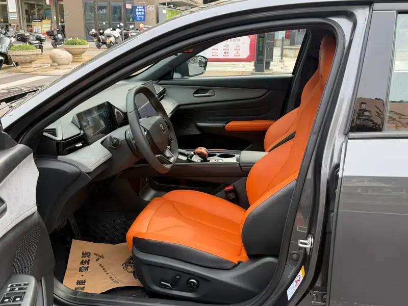 Changan UNI-V 2025 Model, Third Generation, 2.0T Sport Edition — миниатюра 12