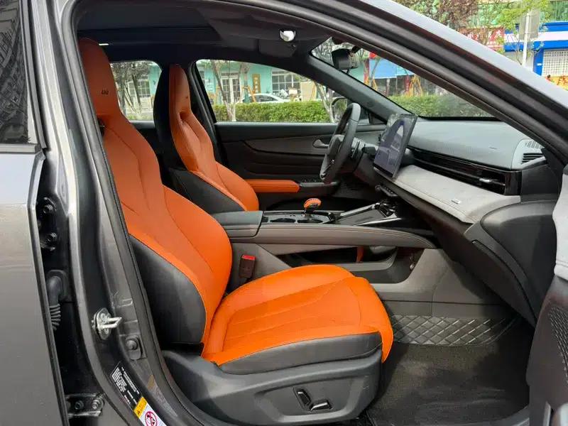 Changan UNI-V 2025 Model, Third Generation, 2.0T Sport Edition — миниатюра 13