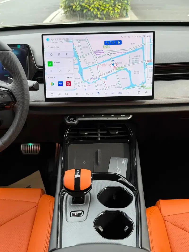 Changan UNI-V 2025 Model, Third Generation, 2.0T Sport Edition — миниатюра 10
