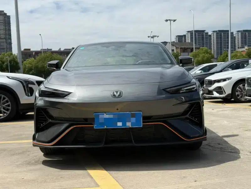 Changan UNI-V 2025 Model, Third Generation, 2.0T Sport Edition — миниатюра 2
