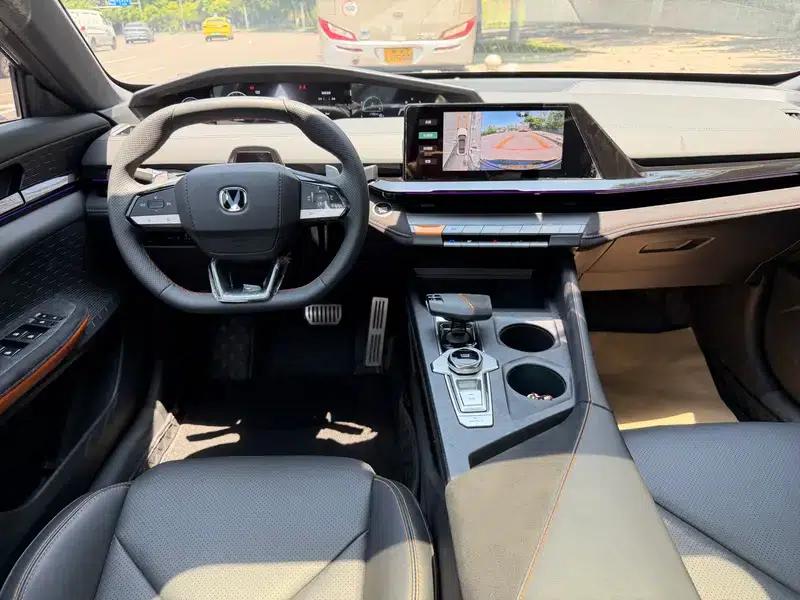 Changan UNI-V 2023 1.5T Sport Edition — миниатюра 9