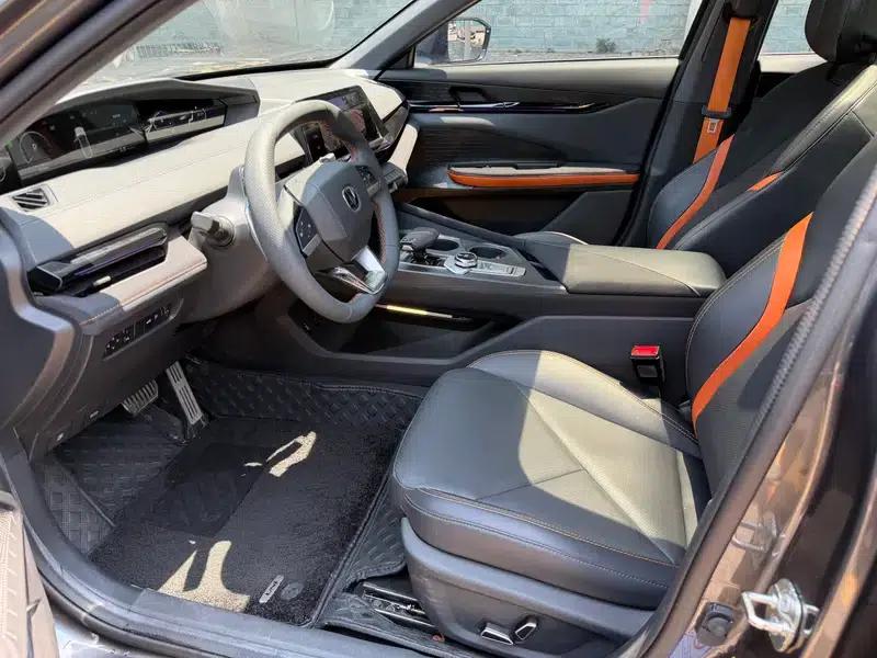 Changan UNI-V 2023 1.5T Sport Edition — миниатюра 10