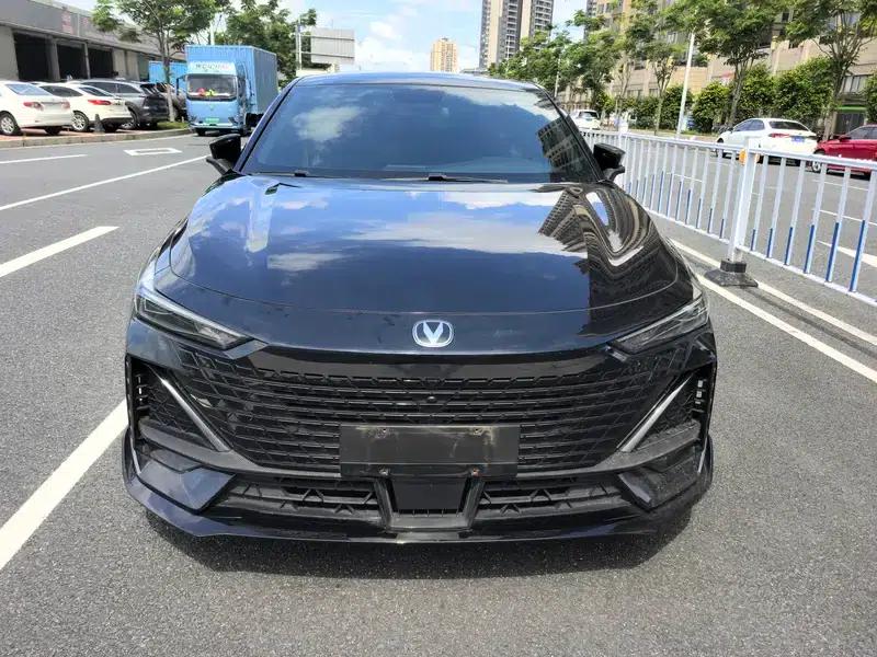 Changan UNI-V 2023 1.5T Premium Edition — миниатюра 2