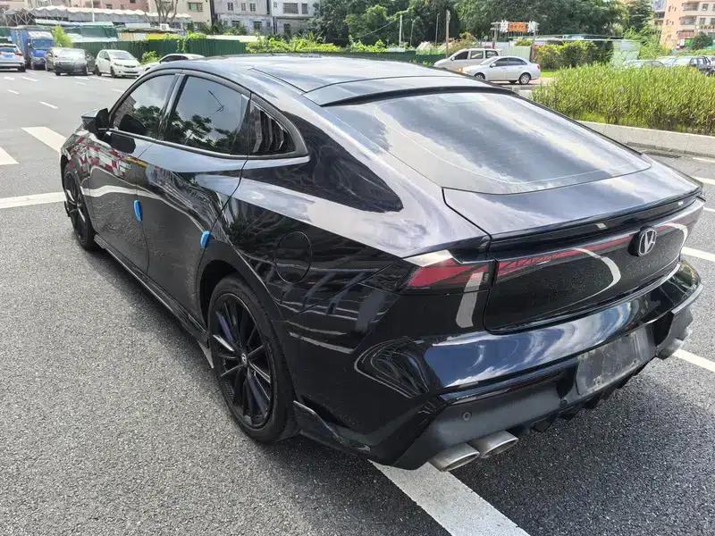 Changan UNI-V 2023 1.5T Premium Edition — миниатюра 4