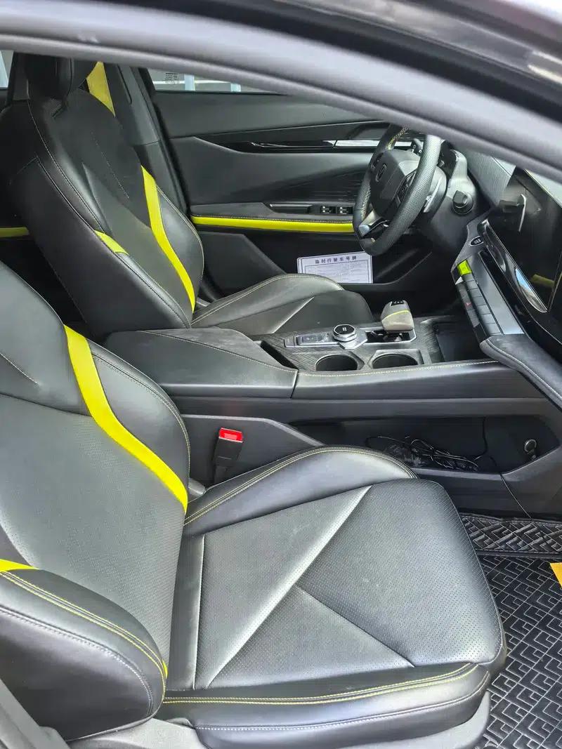 Changan UNI-V 2023 1.5T Premium Edition — миниатюра 7