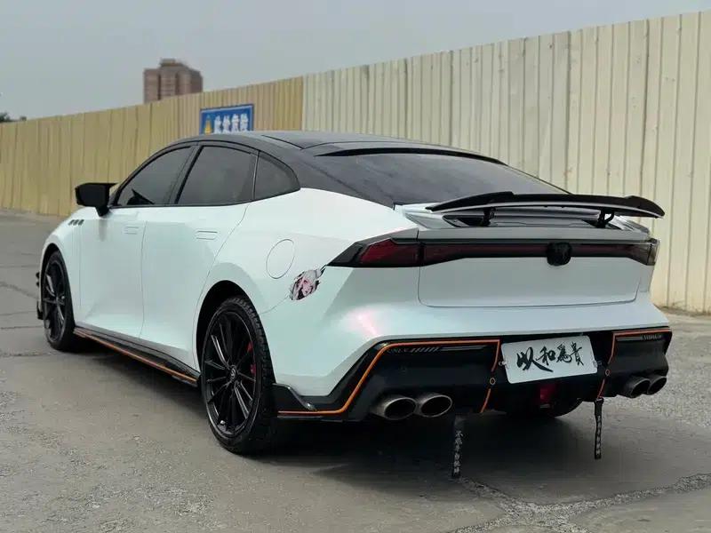 Changan UNI-V 2023 1.5T Sport Edition — миниатюра 4