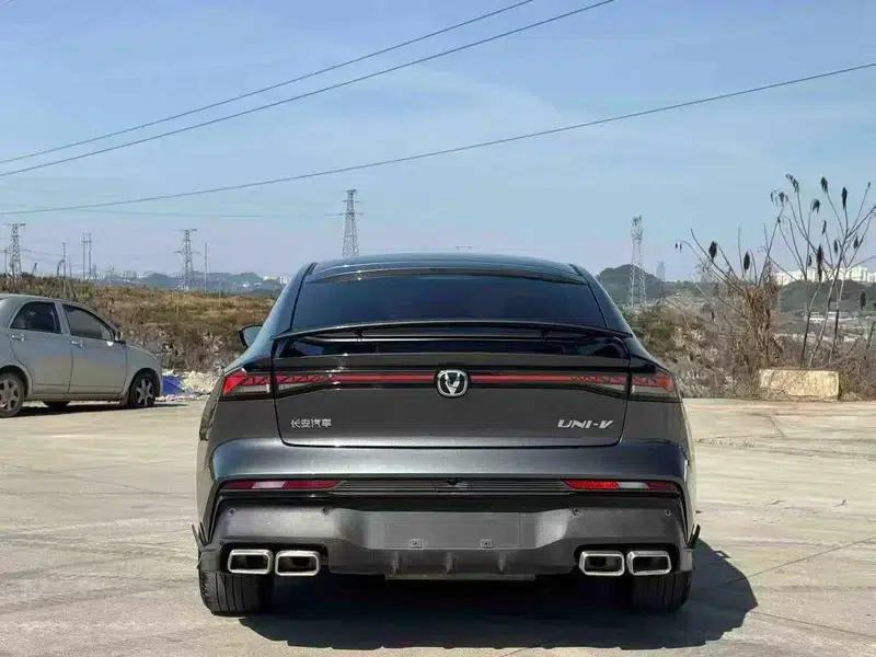 Changan UNI-V 2024 1.5T Premium Edition — миниатюра 5