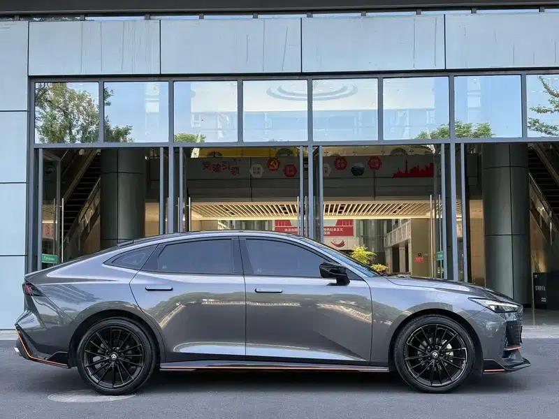 Changan UNI-V 2023 1.5T Sport Edition — миниатюра 7
