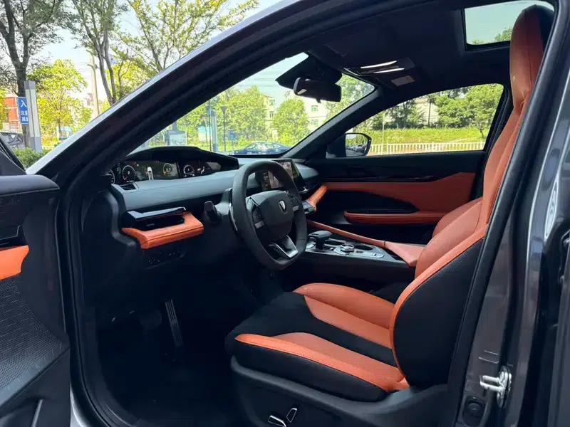Changan UNI-V 2023 1.5T Sport Edition — миниатюра 9