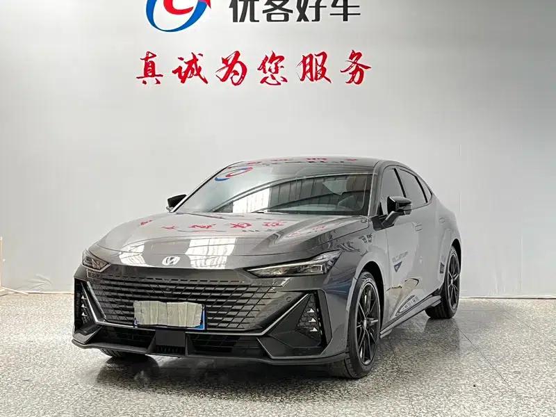 Changan UNI-V 2022 1.5T Premium Edition — миниатюра 1