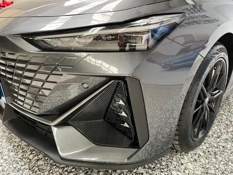 Changan UNI-V 2022 1.5T Premium Edition — миниатюра 12