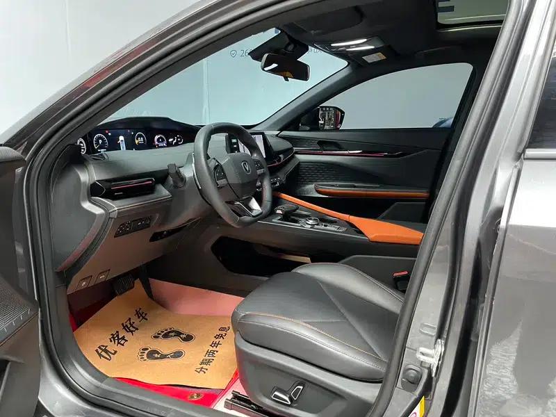 Changan UNI-V 2022 1.5T Premium Edition — миниатюра 15