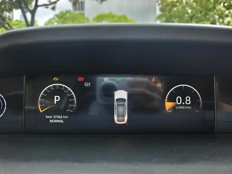 Changan UNI-V 2022 1.5T Premium Edition — миниатюра 14
