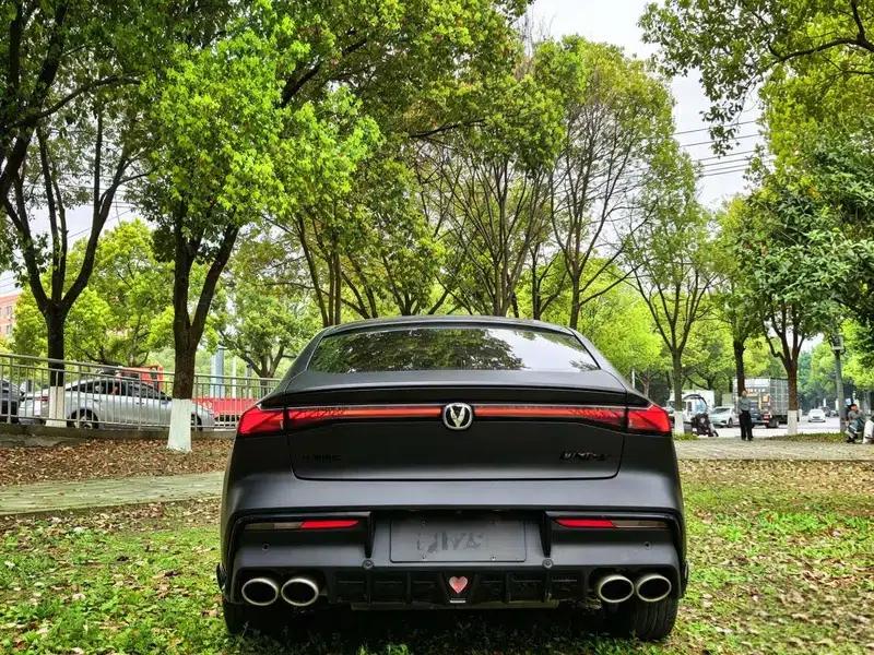 Changan UNI-V 2022 1.5T Premium Edition — миниатюра 6