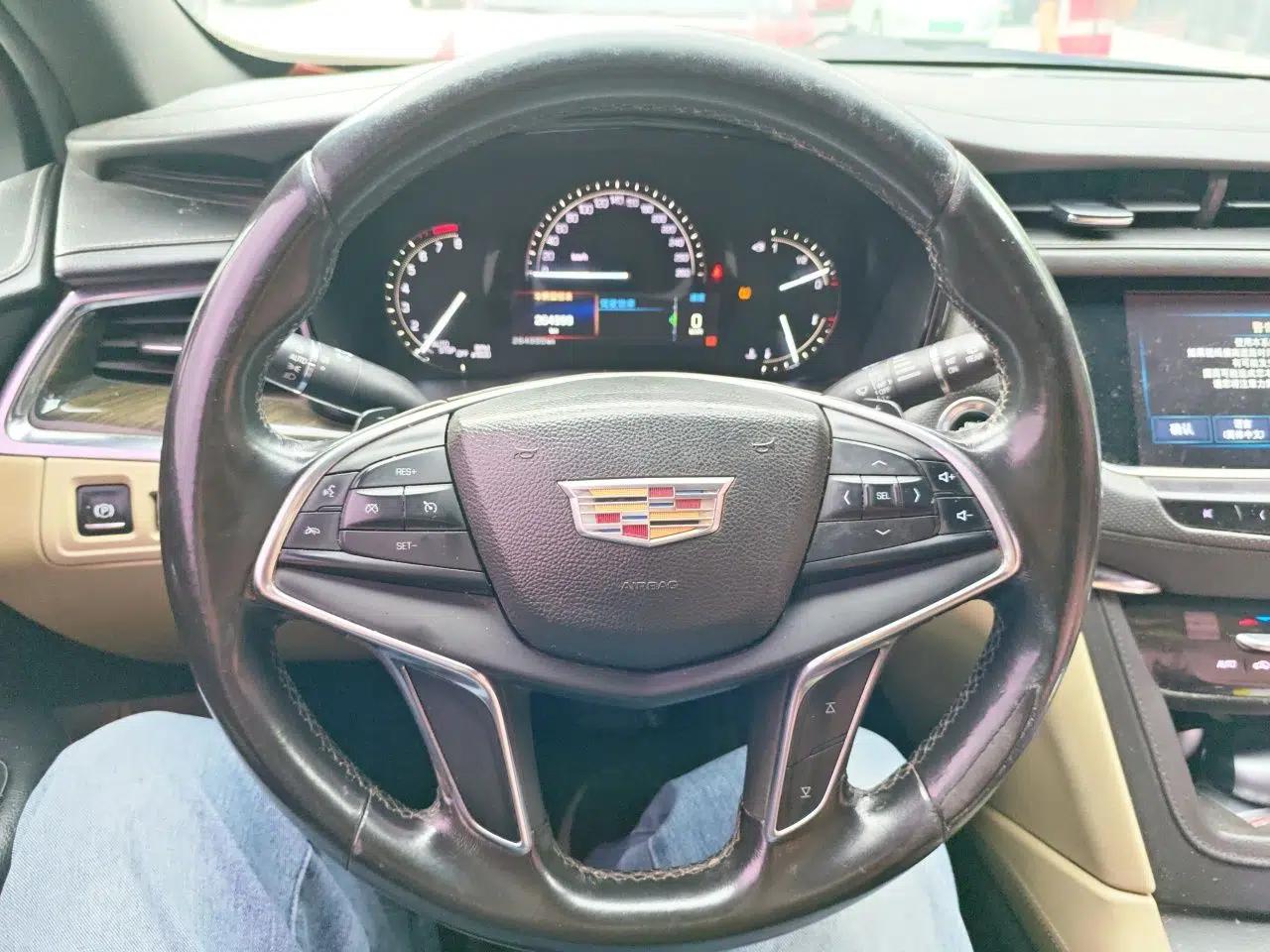 Cadillac XT5 2016 25T Tech Edition — миниатюра 10