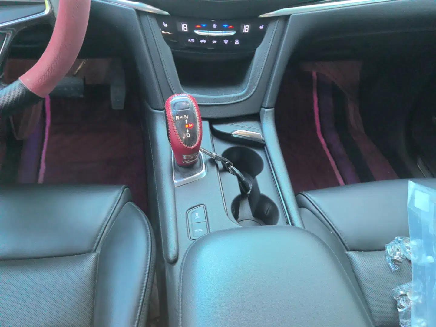 Cadillac XT5 2018 25T Luxury Model — миниатюра 16