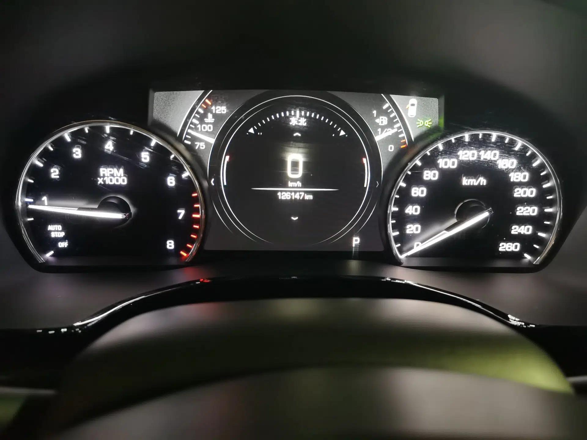 Cadillac XT5 2018 28T Four-Wheel Drive Luxury Model — миниатюра 12