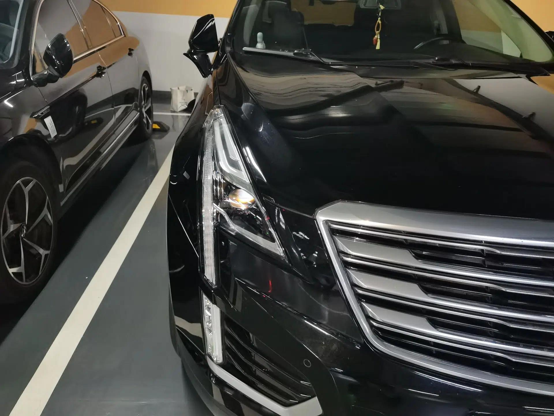 Cadillac XT5 2018 28T Four-Wheel Drive Luxury Model — миниатюра 7
