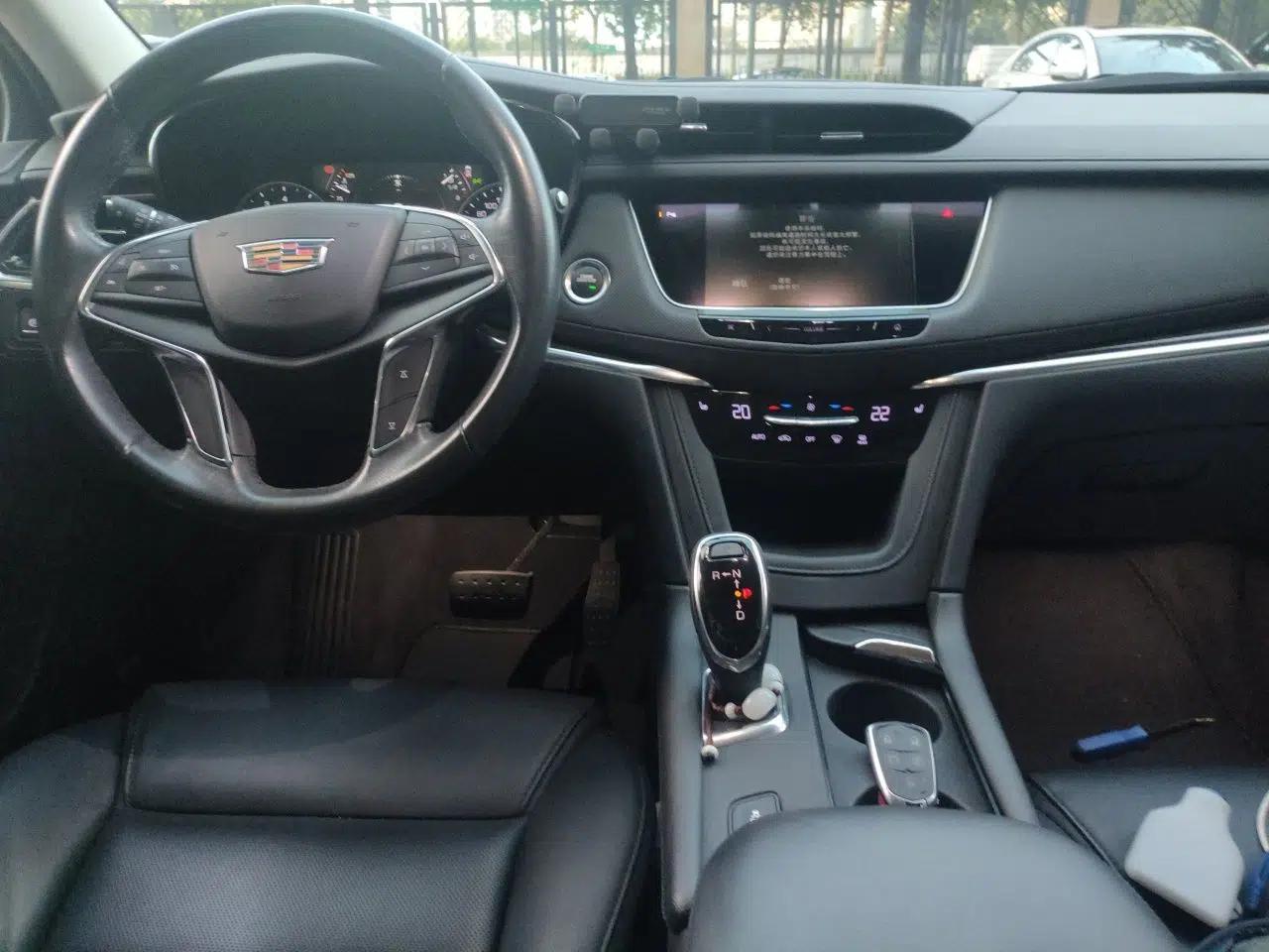 Cadillac XT5 2018 25T Luxury Model — миниатюра 13