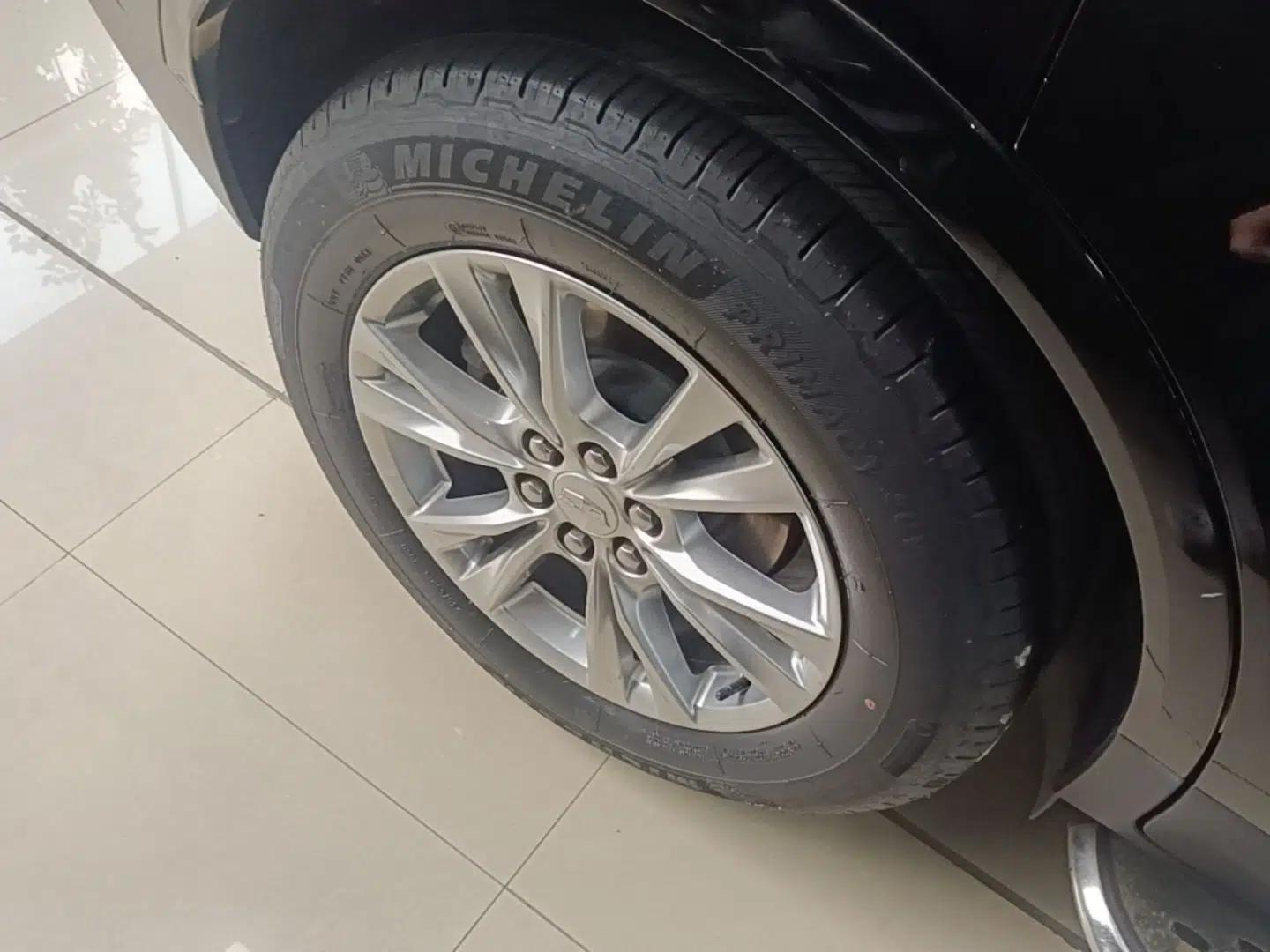 Cadillac XT5 2022 2.0T Two-Wheel Drive Luxury Version — миниатюра 11