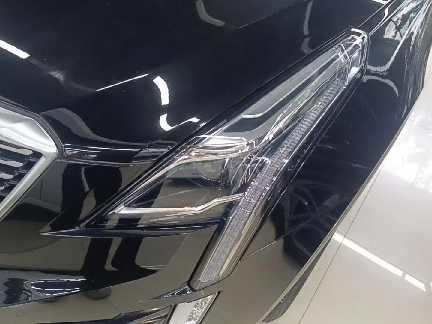 Cadillac XT5 2022 2.0T Two-Wheel Drive Luxury Version — миниатюра 8