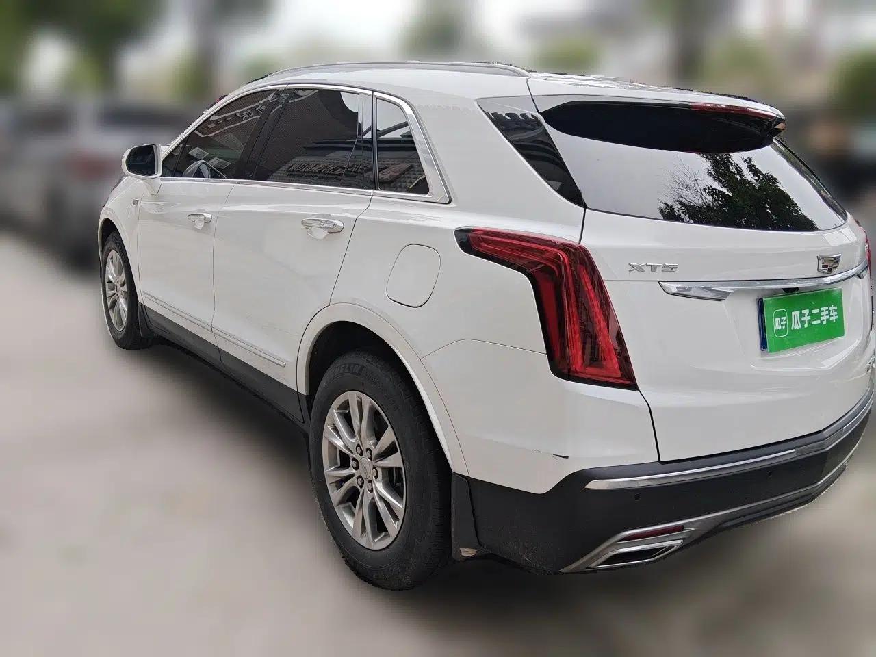 Cadillac XT5 2021 28T Luxury Model — миниатюра 4