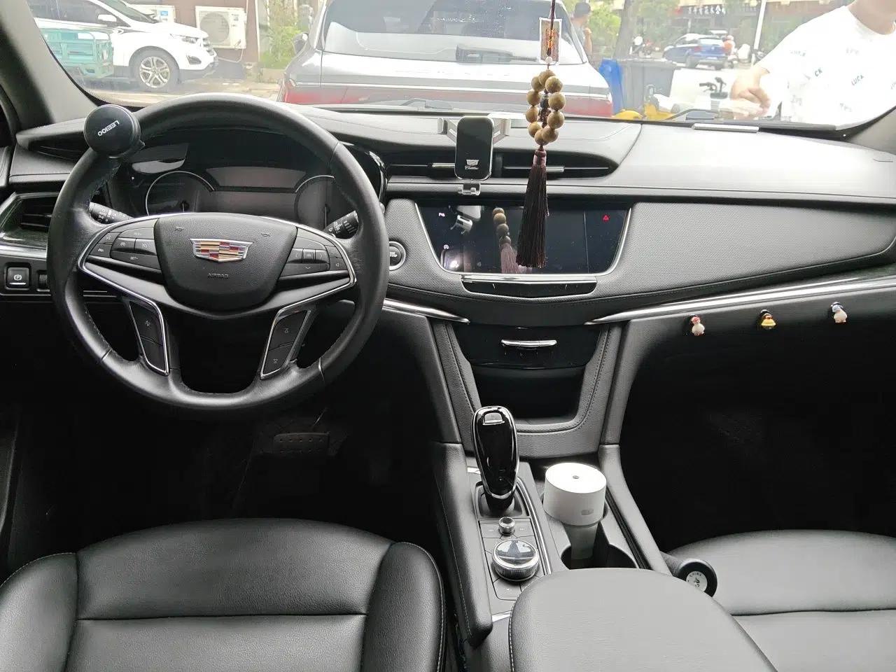 Cadillac XT5 2021 28T Luxury Model — миниатюра 9