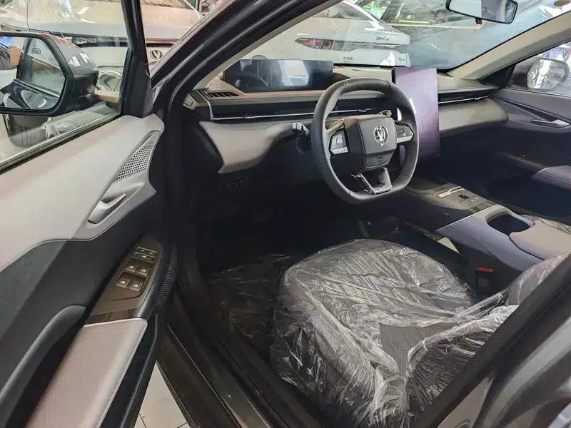 Changan Eado PHEV 2025 Smart Blue Whale 145KM Battleship Edition — миниатюра 10