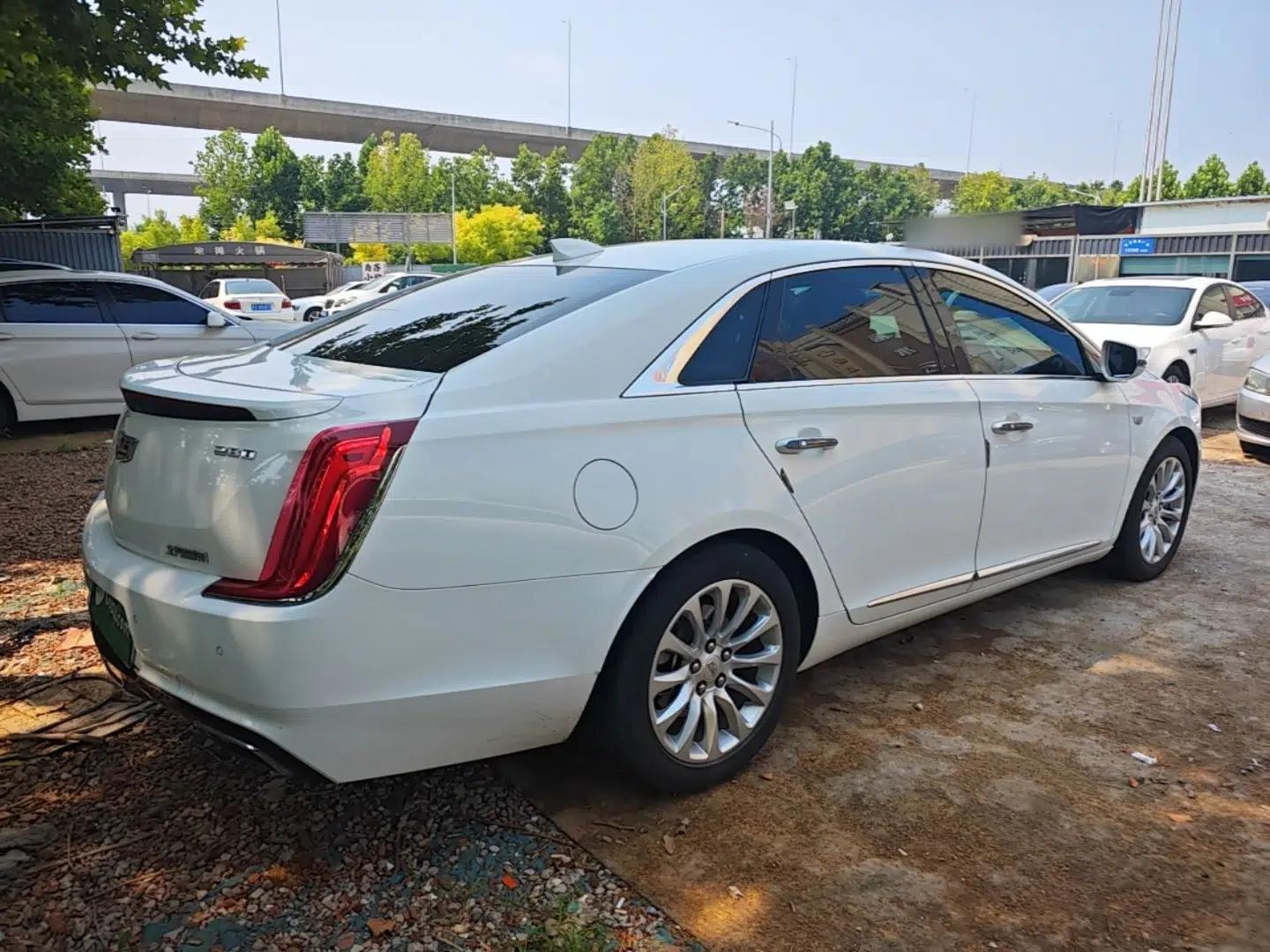 Cadillac XTS 2018 28T Tech Edition — миниатюра 6