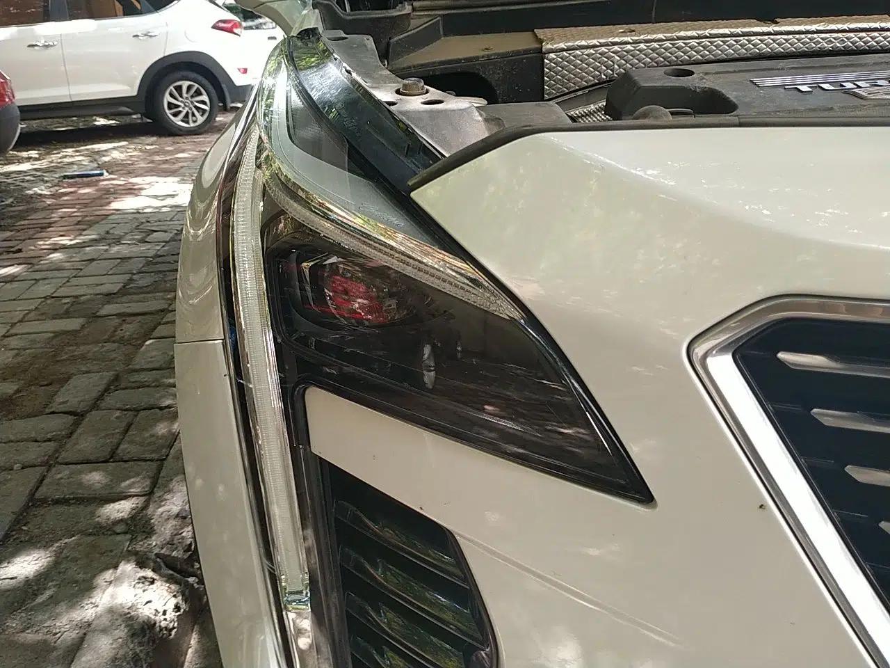Cadillac XT4 2020 Revised Version 28T Two-Wheel Drive Luxury Edition — миниатюра 7