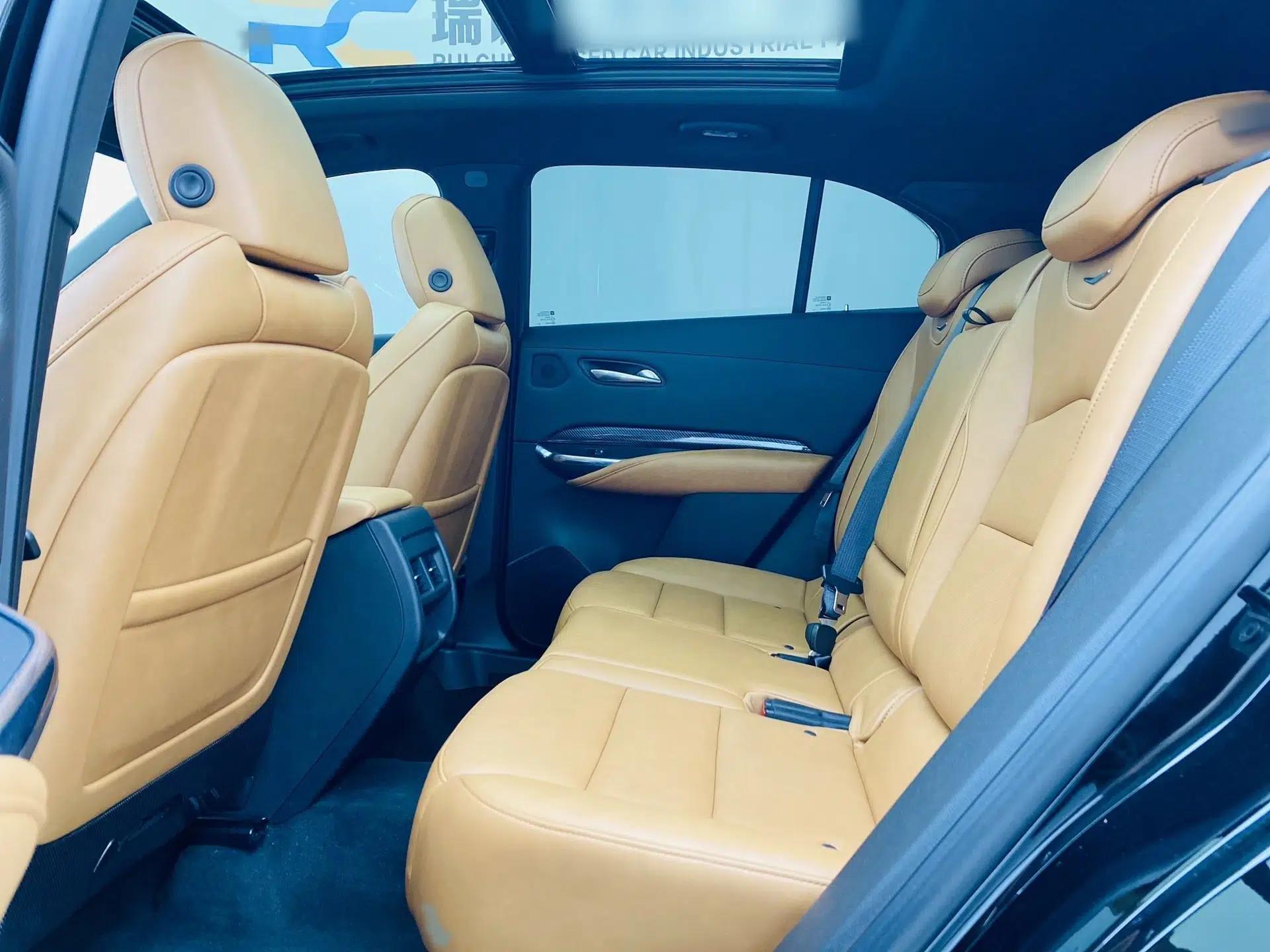 Cadillac XT4 2022 28T Four-Wheel Drive Prestige Version — миниатюра 31