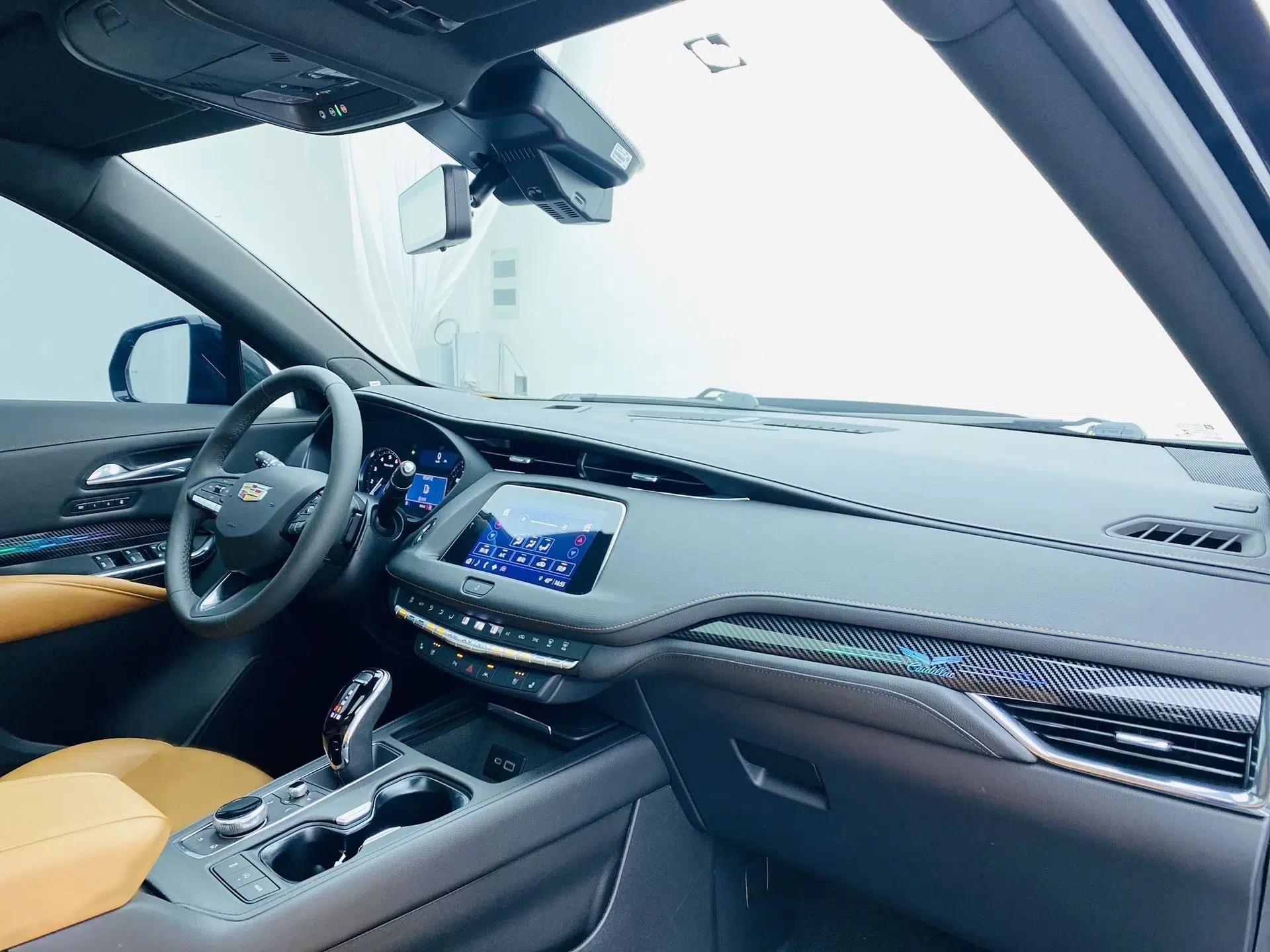Cadillac XT4 2022 28T Four-Wheel Drive Prestige Version — миниатюра 33