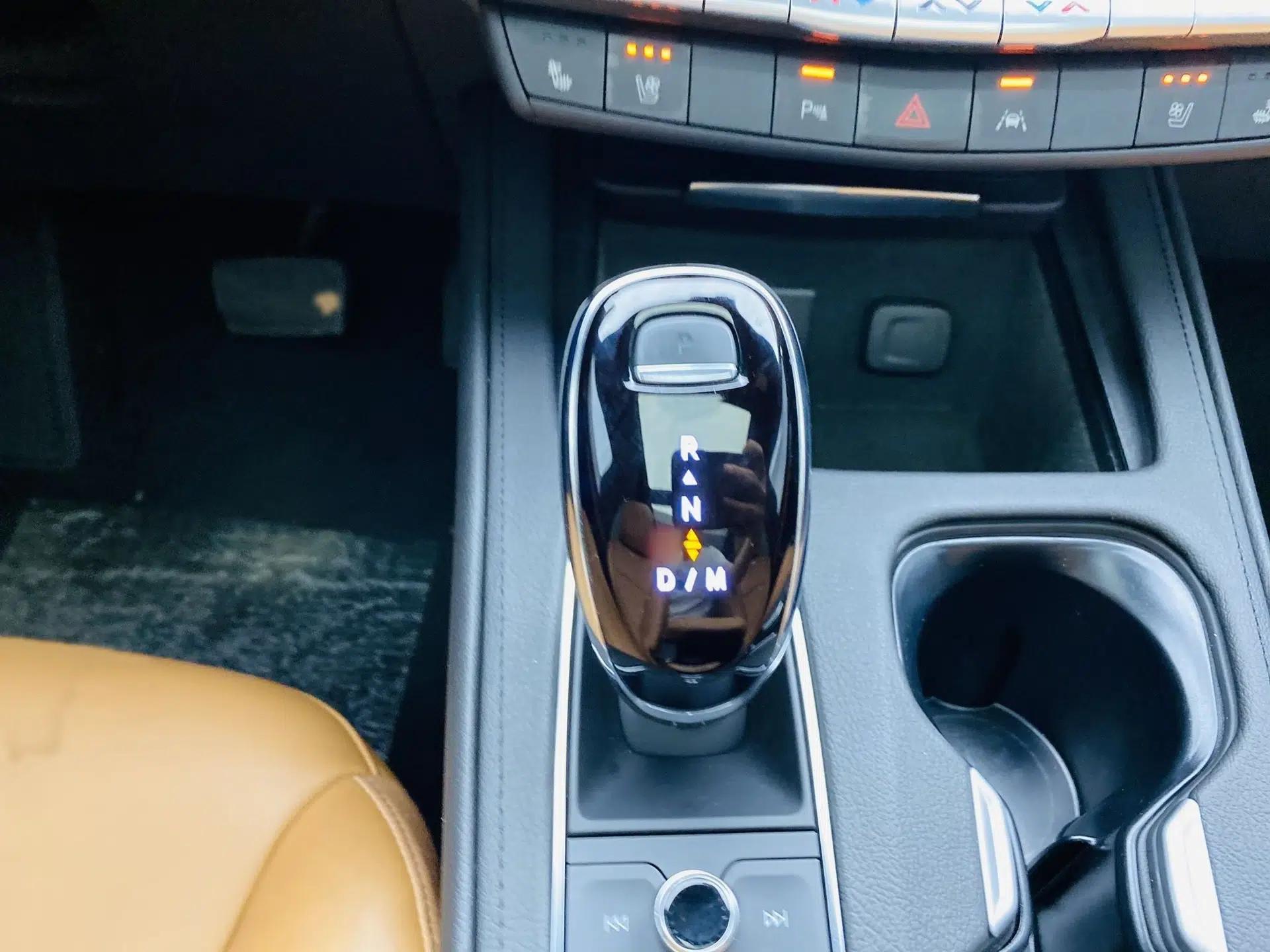 Cadillac XT4 2022 28T Four-Wheel Drive Prestige Version — миниатюра 36