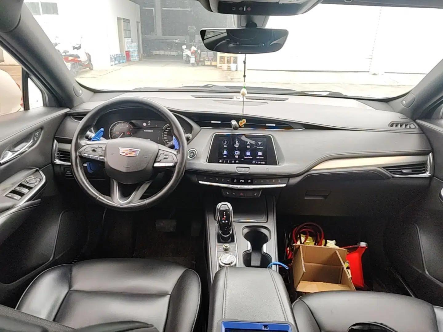 Cadillac XT4 2020 28T Two-Wheel-Drive Leading Version — миниатюра 12