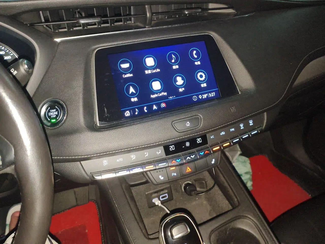 Cadillac XT4 2020 28T Two-Wheel-Drive Leading Version — миниатюра 13