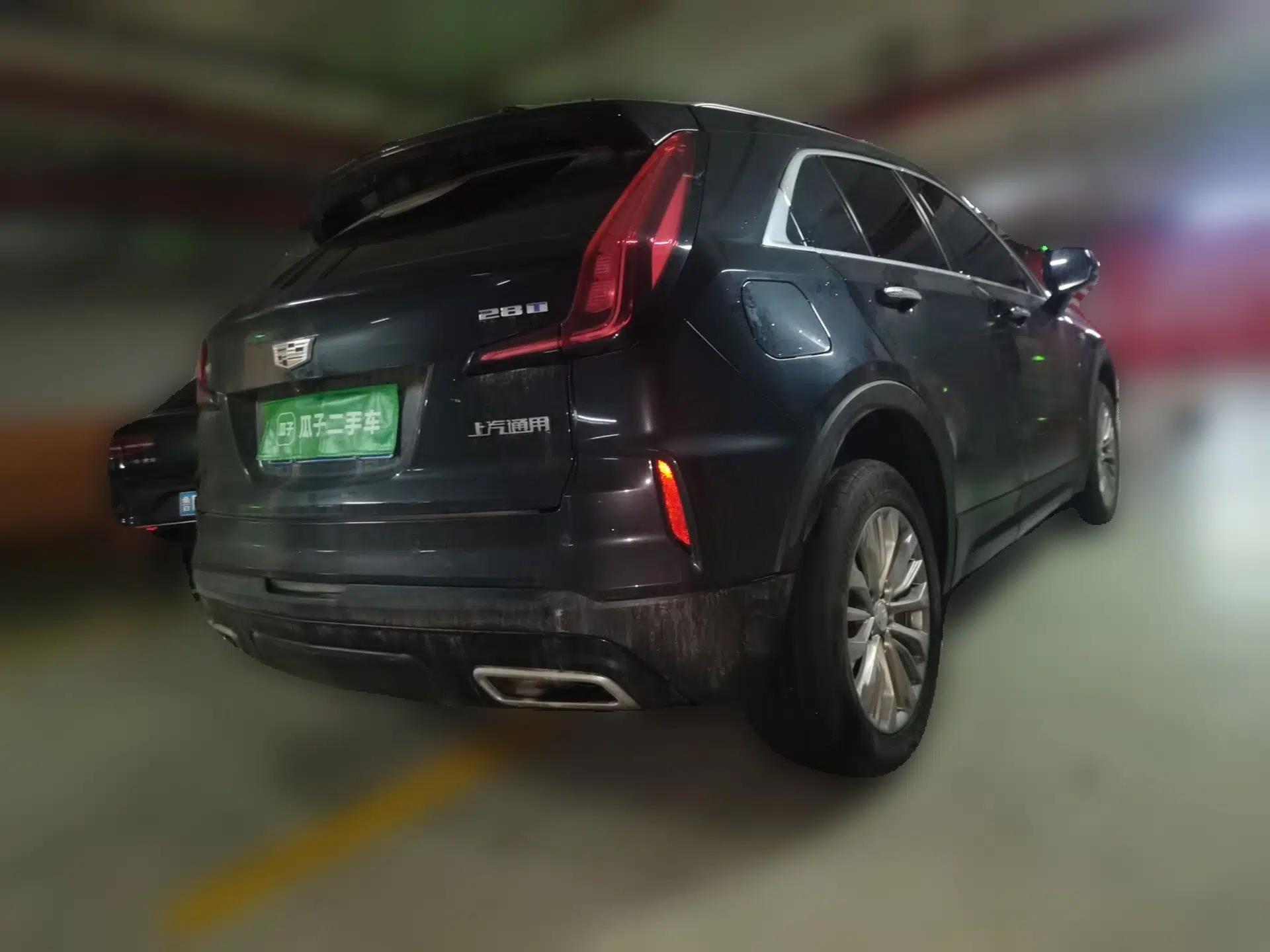 Cadillac XT4 2024 28T Two-Wheel-Drive Luxury Version — миниатюра 6