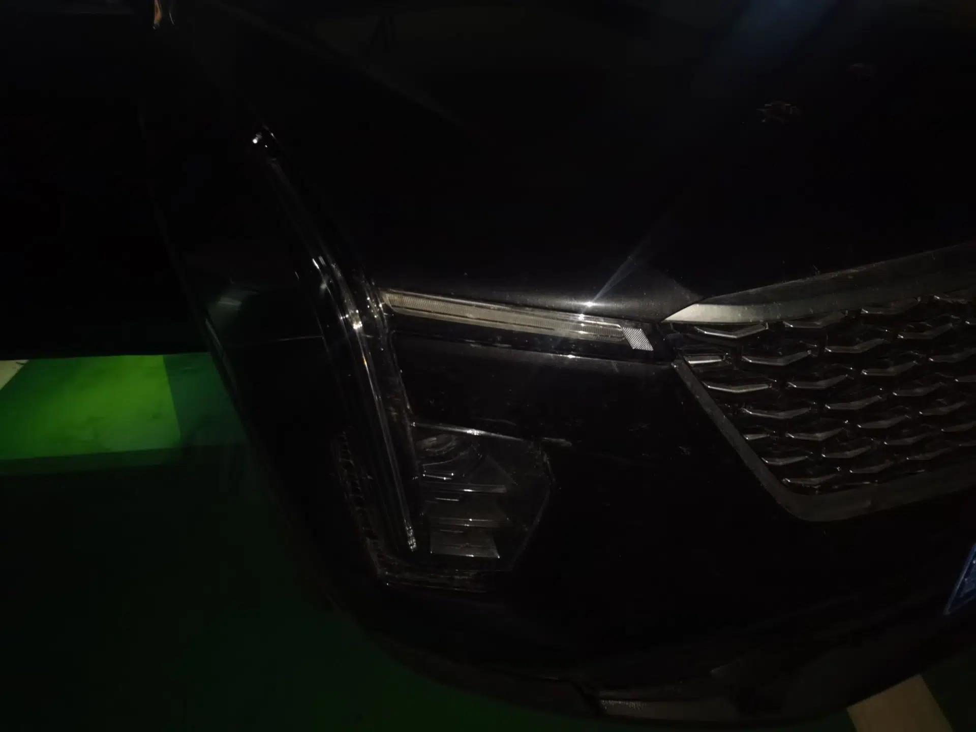 Cadillac XT4 2024 28T Two-Wheel-Drive Luxury Version — миниатюра 7