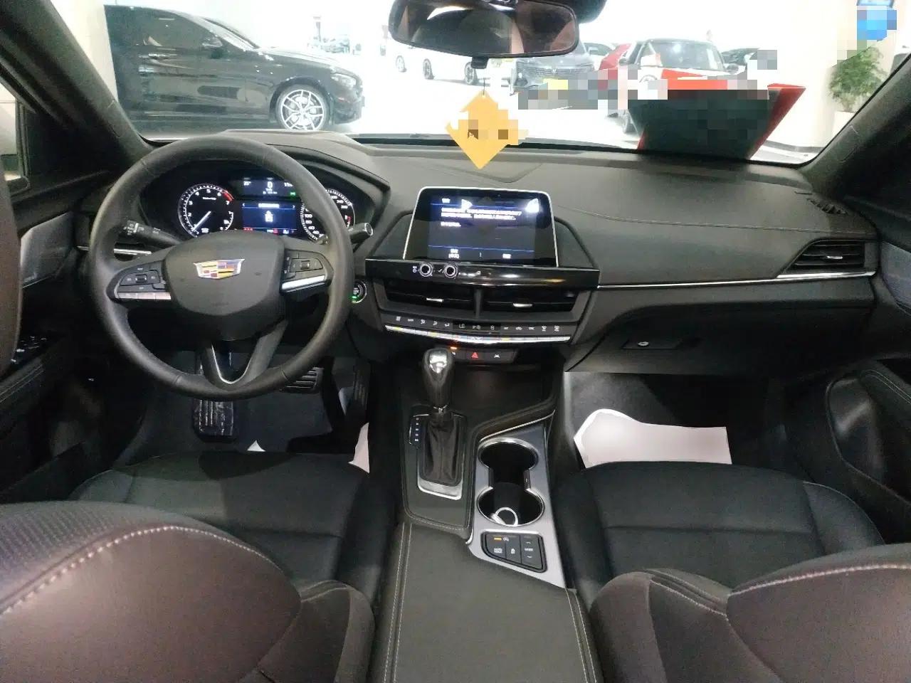 Cadillac CT4 2023 25T Luxury Model — миниатюра 12
