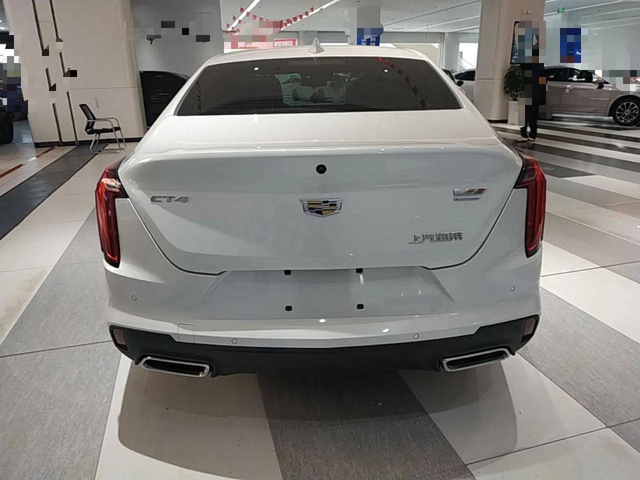 Cadillac CT4 2023 25T Luxury Model — миниатюра 5