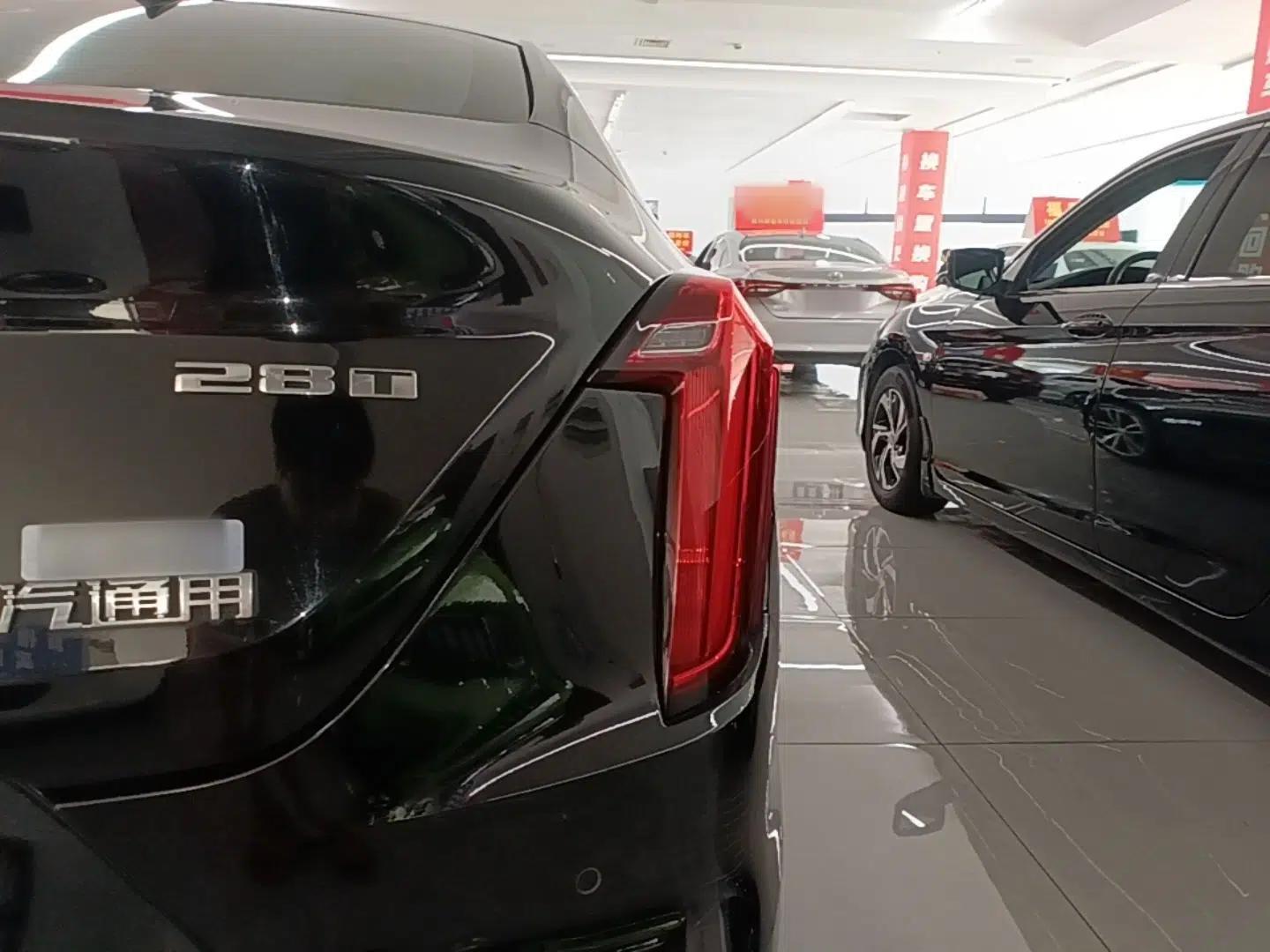 Cadillac CT4 2021 28T Luxury Model — миниатюра 9